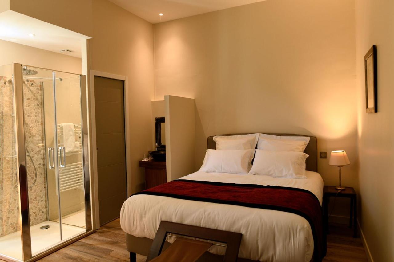 Chateau De Pymont Guest house