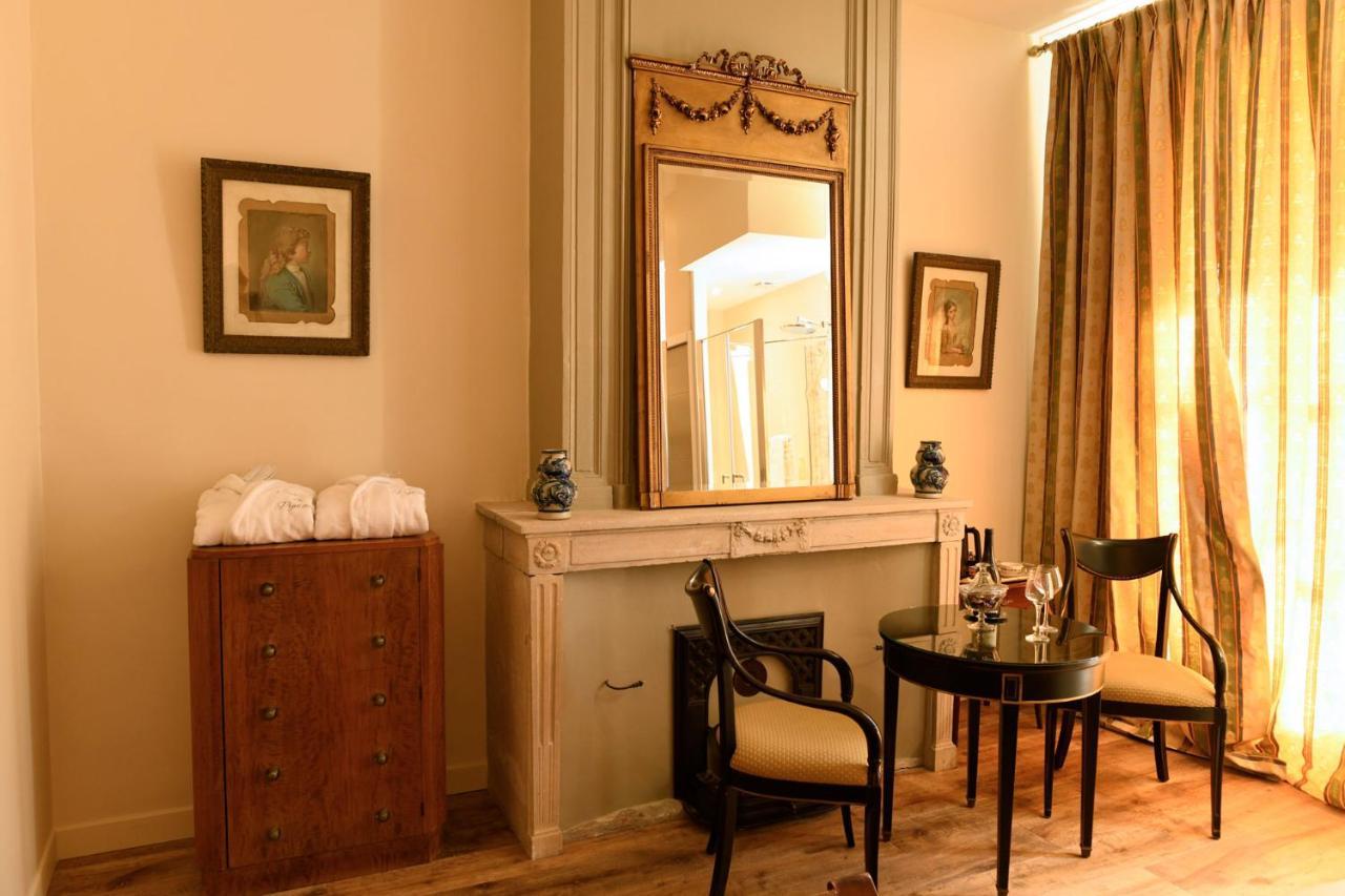 Chateau De Pymont Guest house